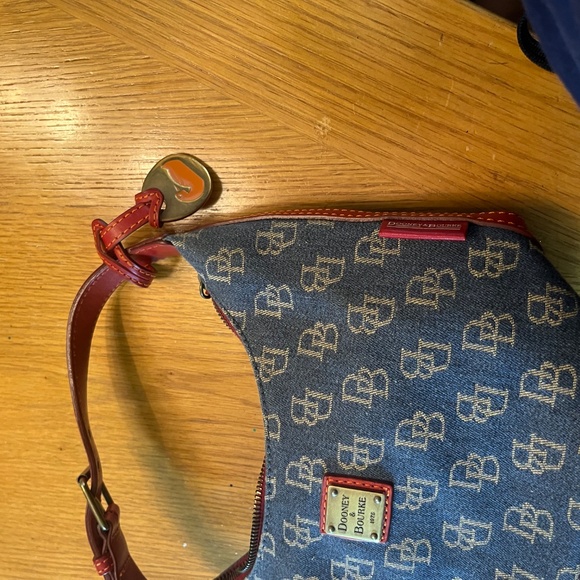 Dooney and Bourke Denim shoulder bag - Picture 5 of 10